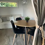 Maja's Sunrise Haven بيت للعطل Mala Nedelja