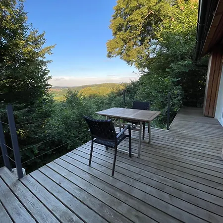 Maja's Sunrise Haven Semesterbostad *